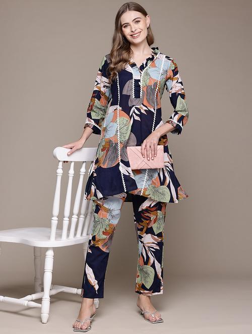 women printed three quarter sleeve ethnic co-ord set - 22058575 -  Standard Image - 0