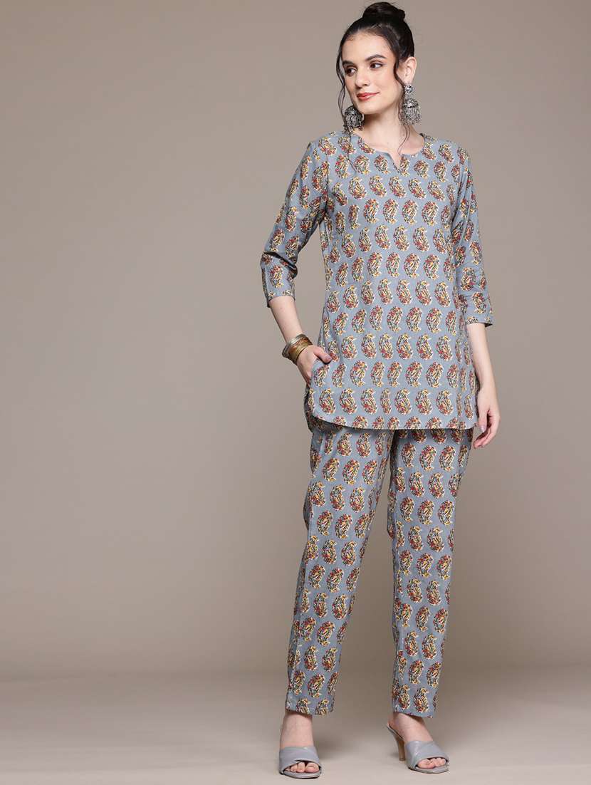 women printed three quarter sleeve ethnic co-ord set - 22058588 - Zoom Image - 0