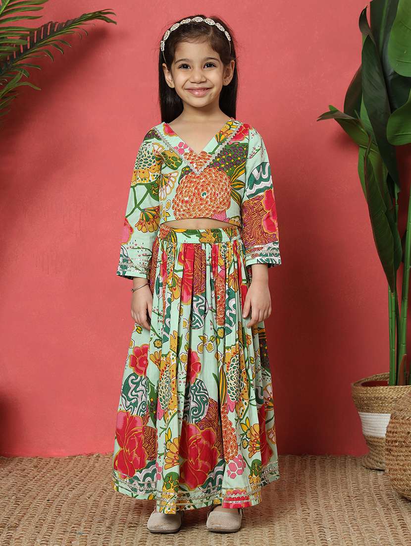 girls printed v-neck lehenga and choli solid