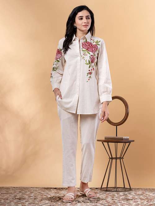 women three quarter sleeve regular fit ethnic co-ord set - 22058649 -  Standard Image - 0