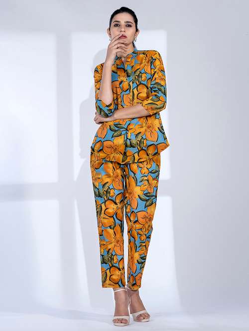 women three quarter sleeve regular fit ethnic co-ord set - 22058659 - Standard Image - 0