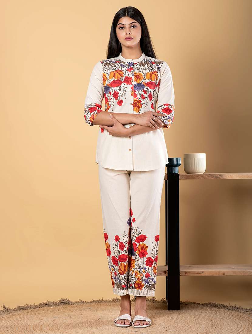 women three quarter sleeve regular fit ethnic co-ord set - 22058675 - Standard Image - 3