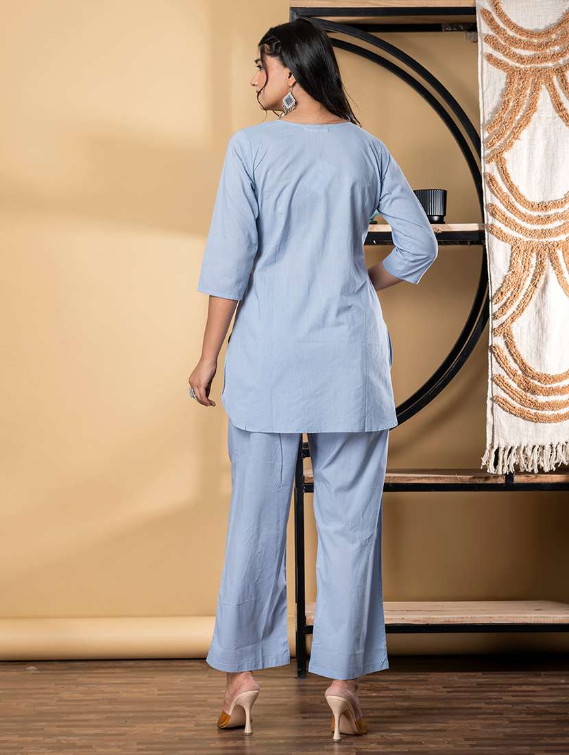 women three quarter sleeve regular fit ethnic co-ord set - 22058687 - Standard Image - 3