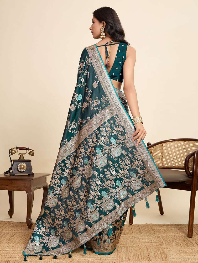 women self design banarasi saree with blouse - 22058808 - Standard Image - 3