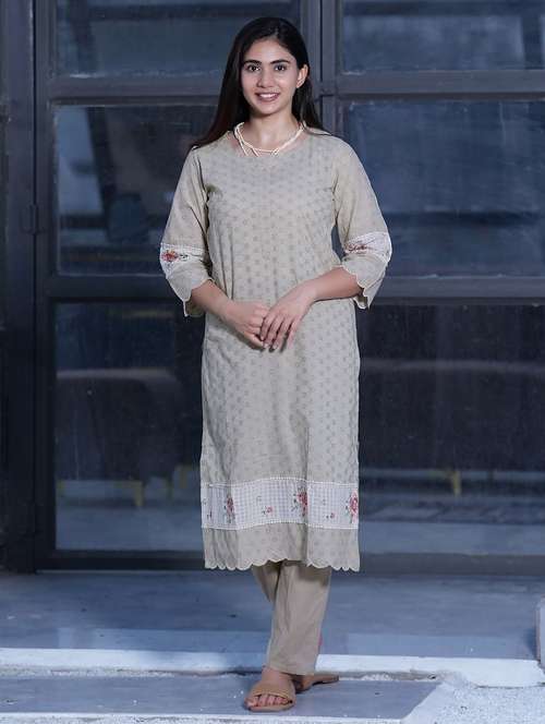 women three quarter sleeve kurta pant set - 22058817 - Standard Image - 0