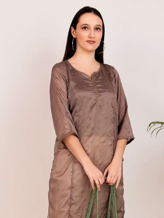 women three quarter sleeve kurta pant set - 22058831 -  Standard Image - 3