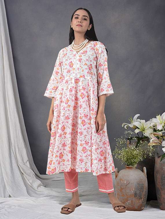 women three quarter sleeve kurta pant set