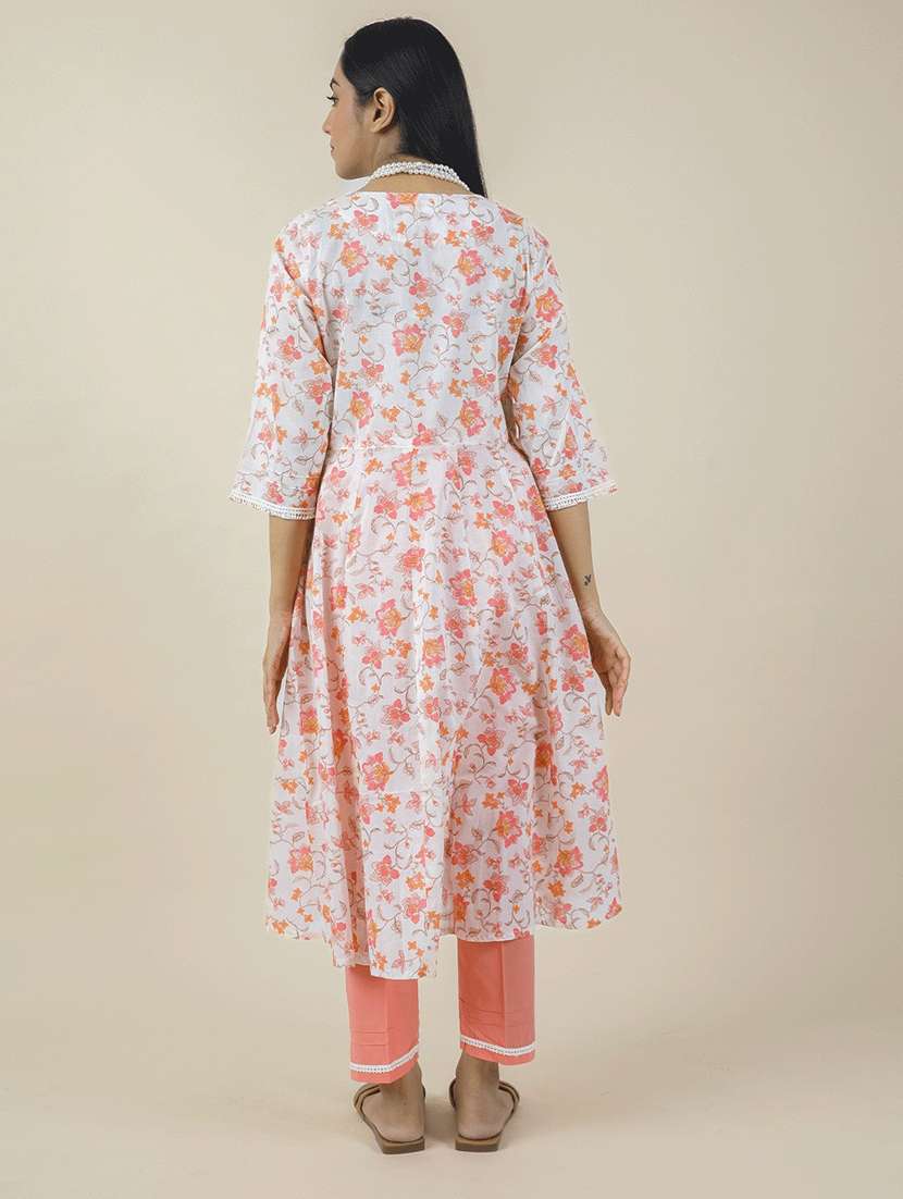 women three quarter sleeve kurta pant set - 22058985 -  Standard Image - 3