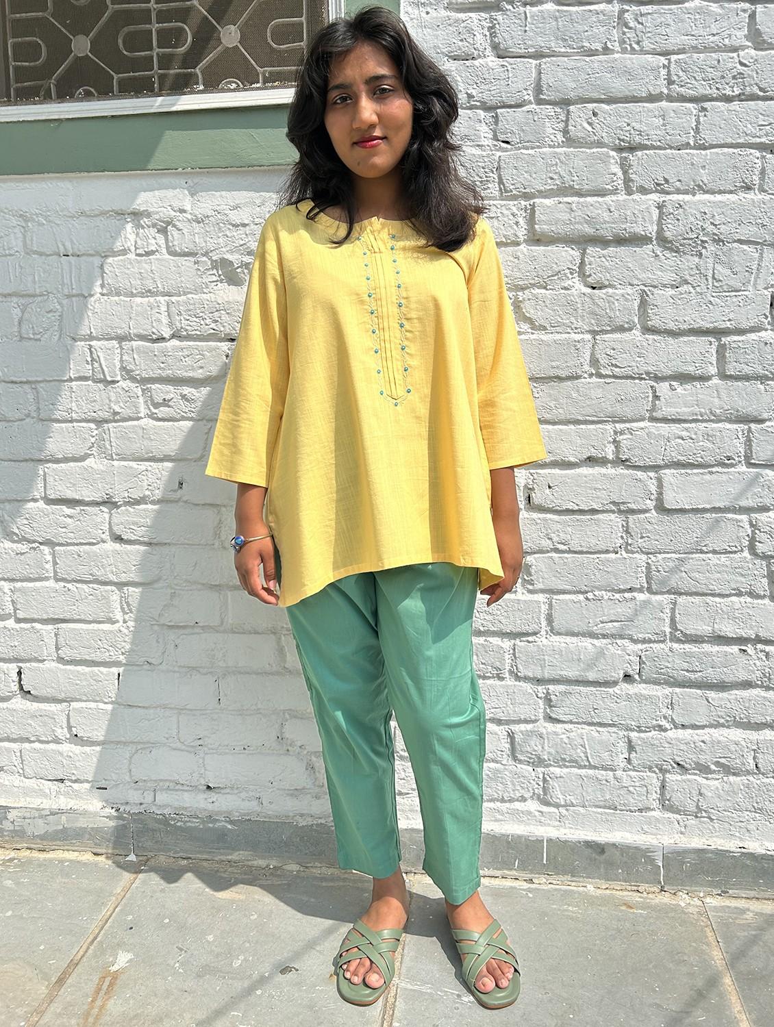 yellow cotton kurta pant set - 22059125 - Zoom Image - 0