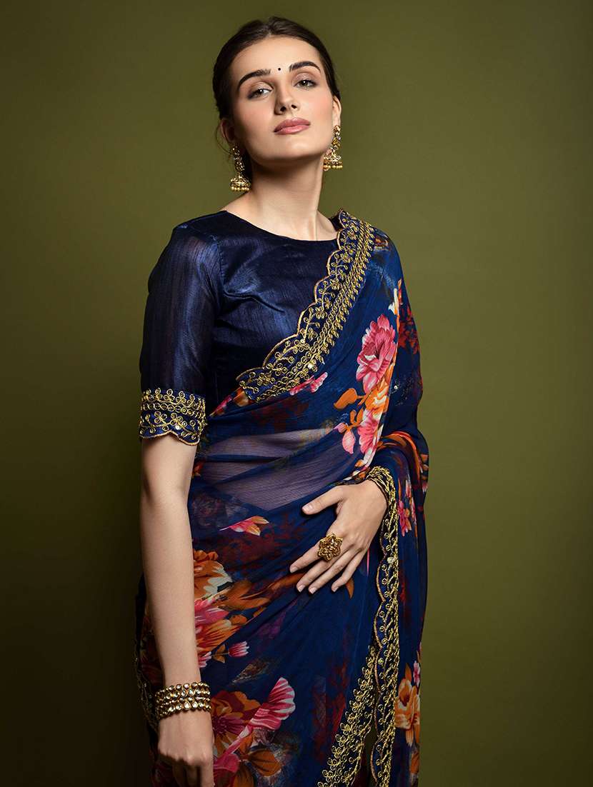women floral printed saree with blouse - 22059222 - Standard Image - 3