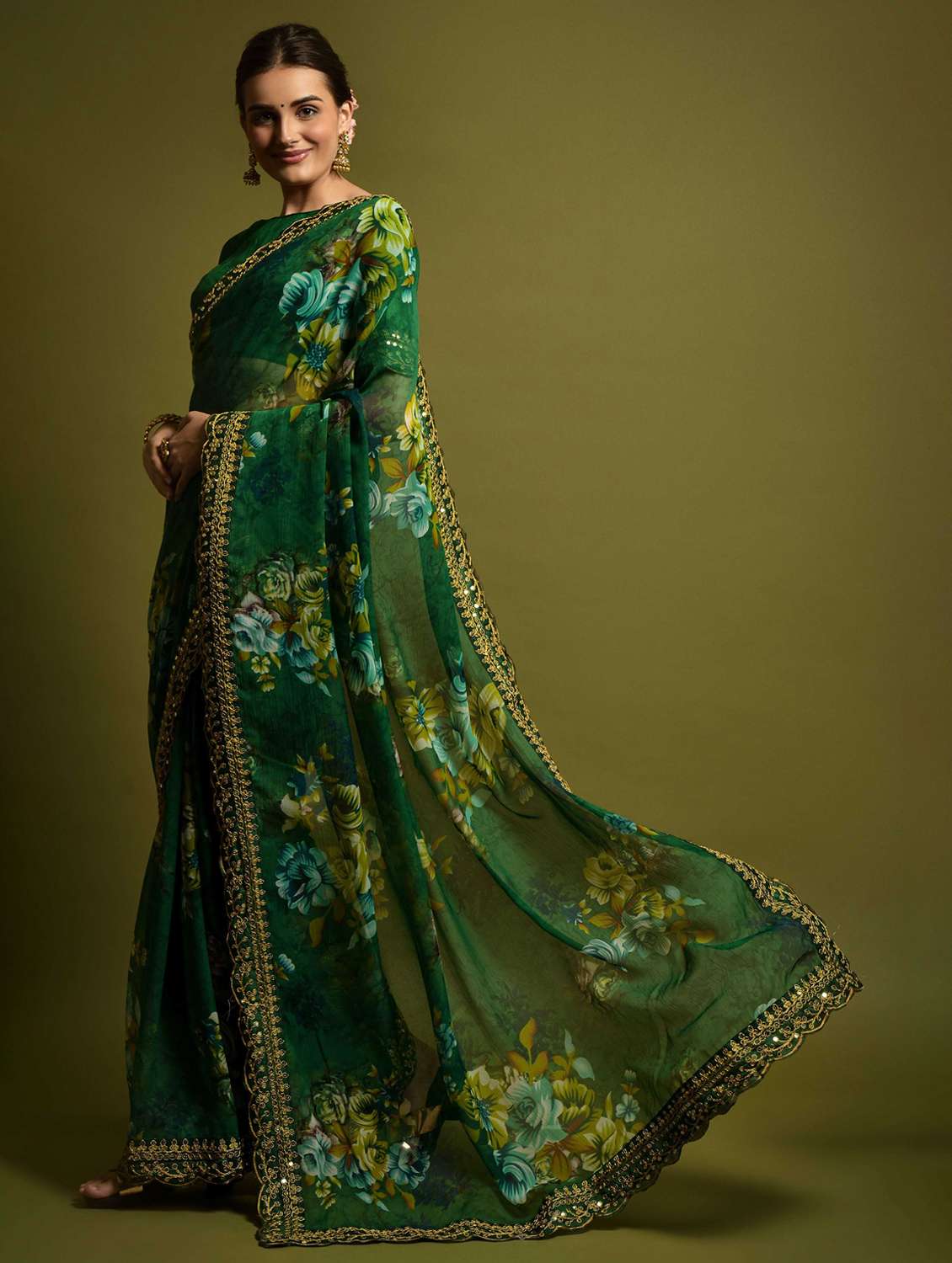 women floral printed saree with blouse