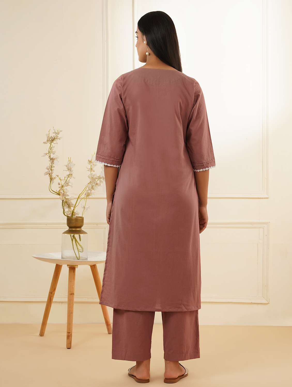 women three quarter sleeve kurta pant set - 22059227 -  Standard Image - 3