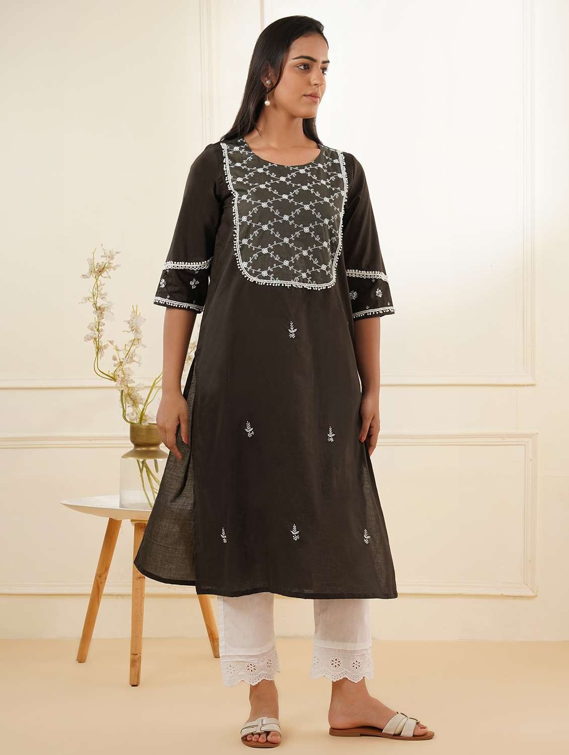 women three quarter sleeve kurta pant set