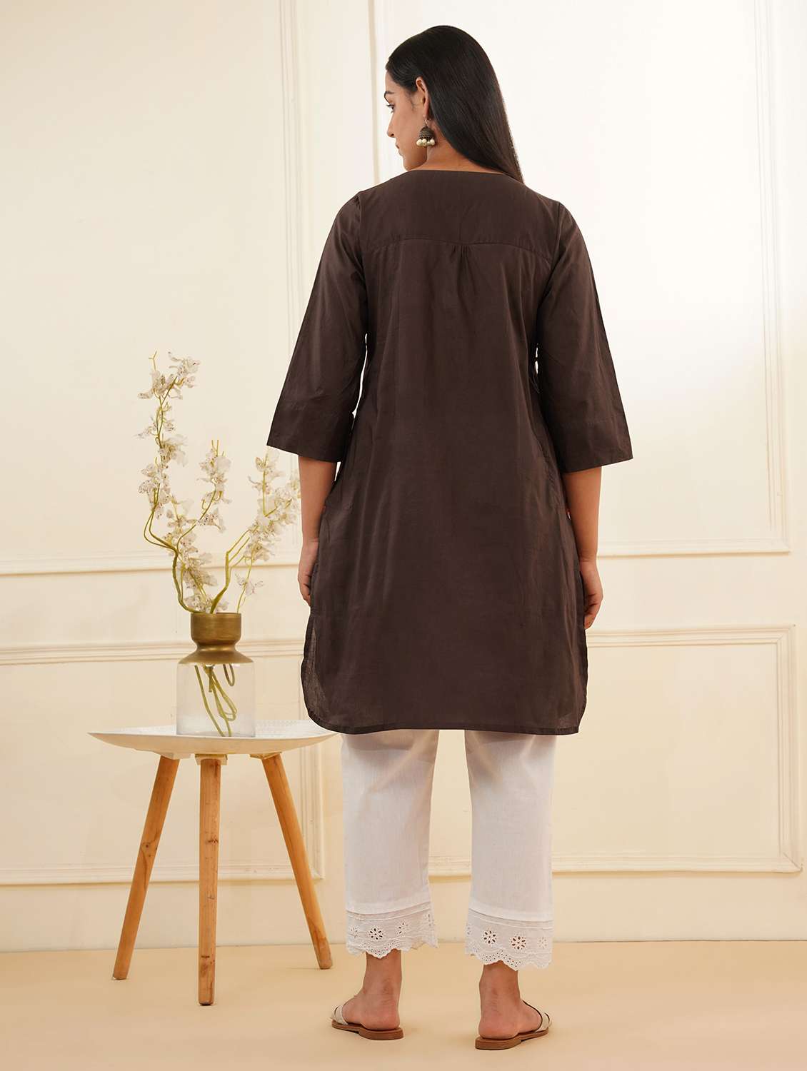 women three quarter sleeve kurta pant set - 22059236 -  Standard Image - 3