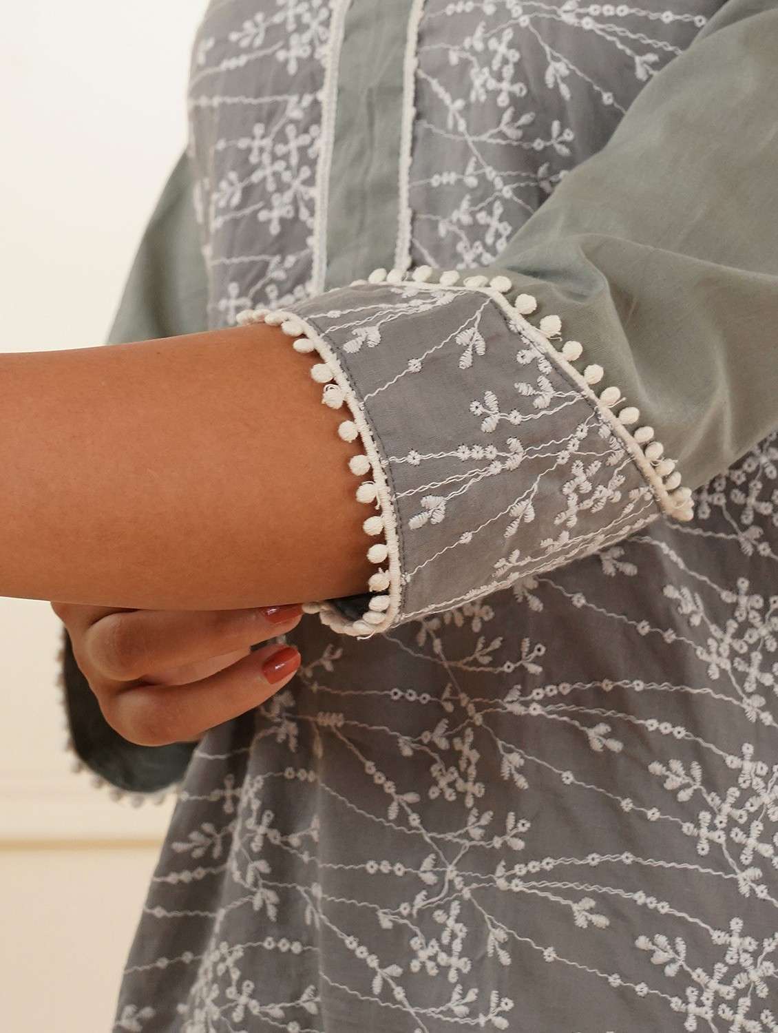 women three quarter sleeve kurta pant set - 22059242 -  Standard Image - 5