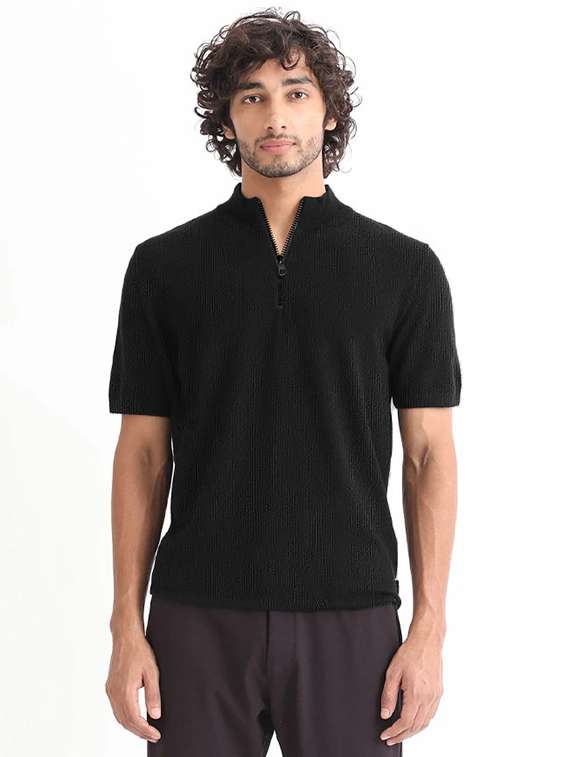 men solid short sleeve regular fit stand collar t-shirt