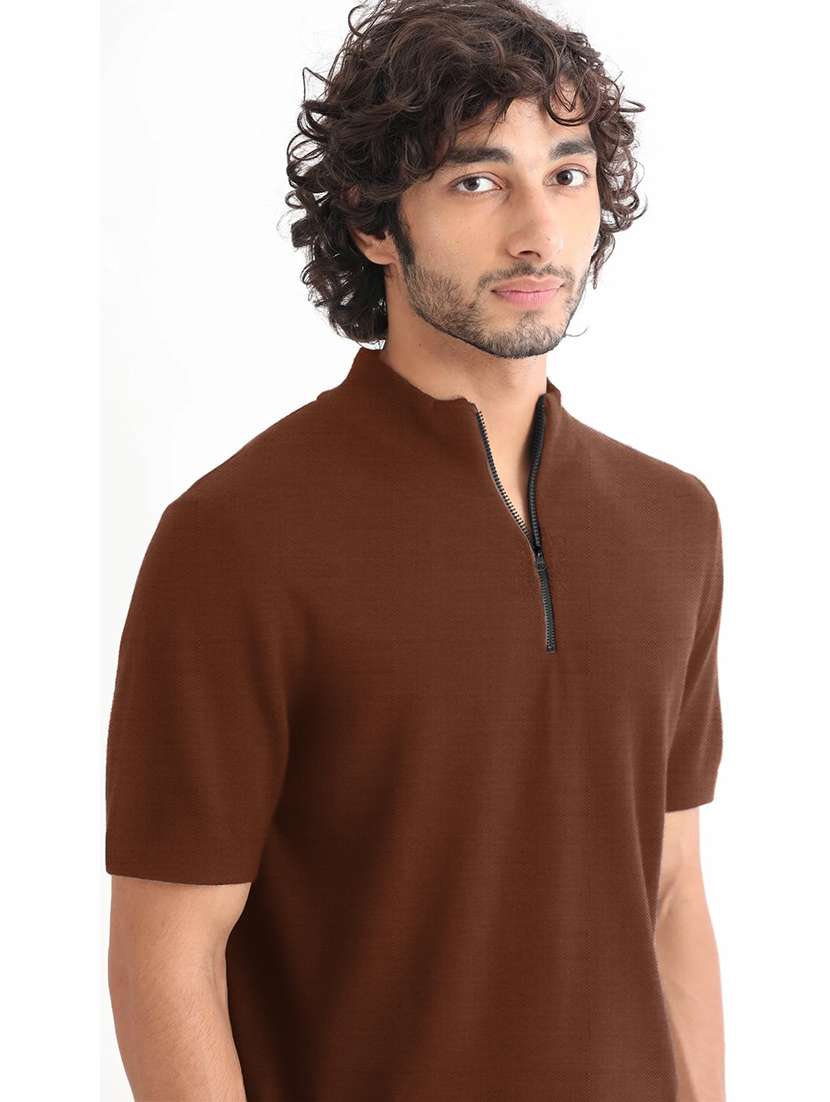 men solid short sleeve regular fit stand collar t-shirt - 22059336 -  Standard Image - 3