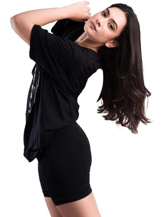 women pack of 2 printed short sleeve oversized t-shirt - 22059606 -  Standard Image - 5