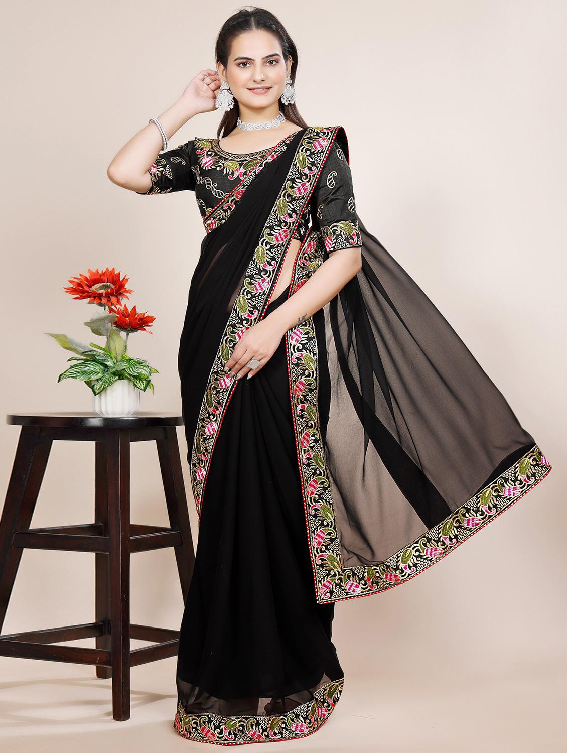 women solid with bordered saree with blouse - 22059890 - Zoom Image - 0