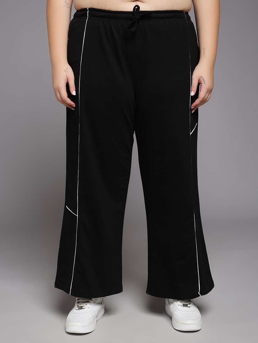 women plus size solid mid rise track pant