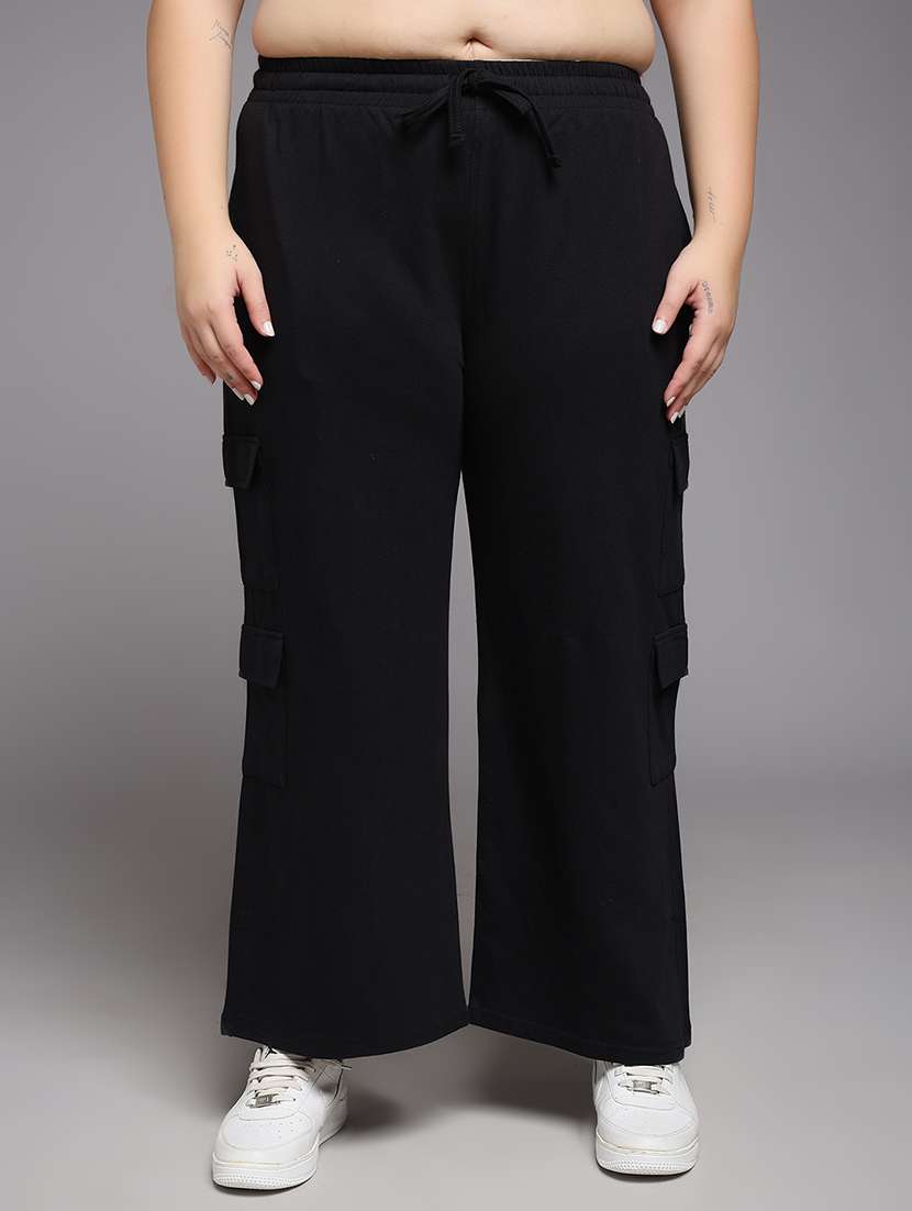 women plus size solid mid rise cargo