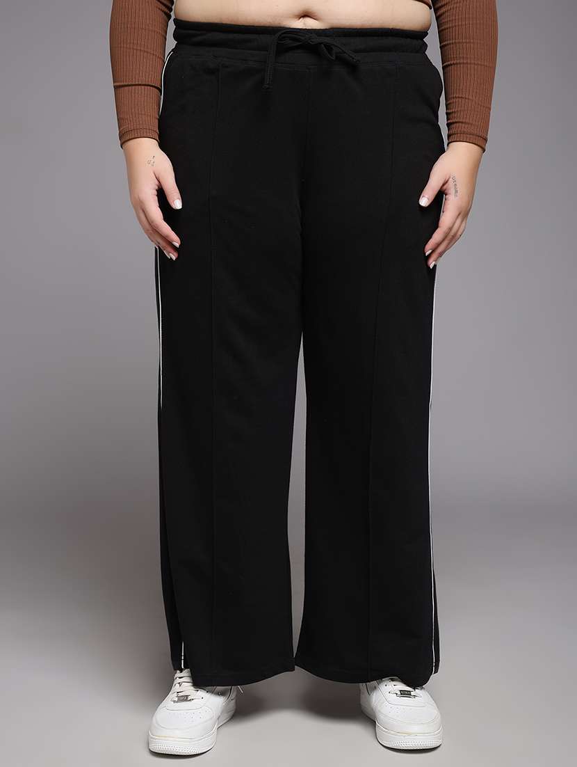 women plus size solid mid rise track pant