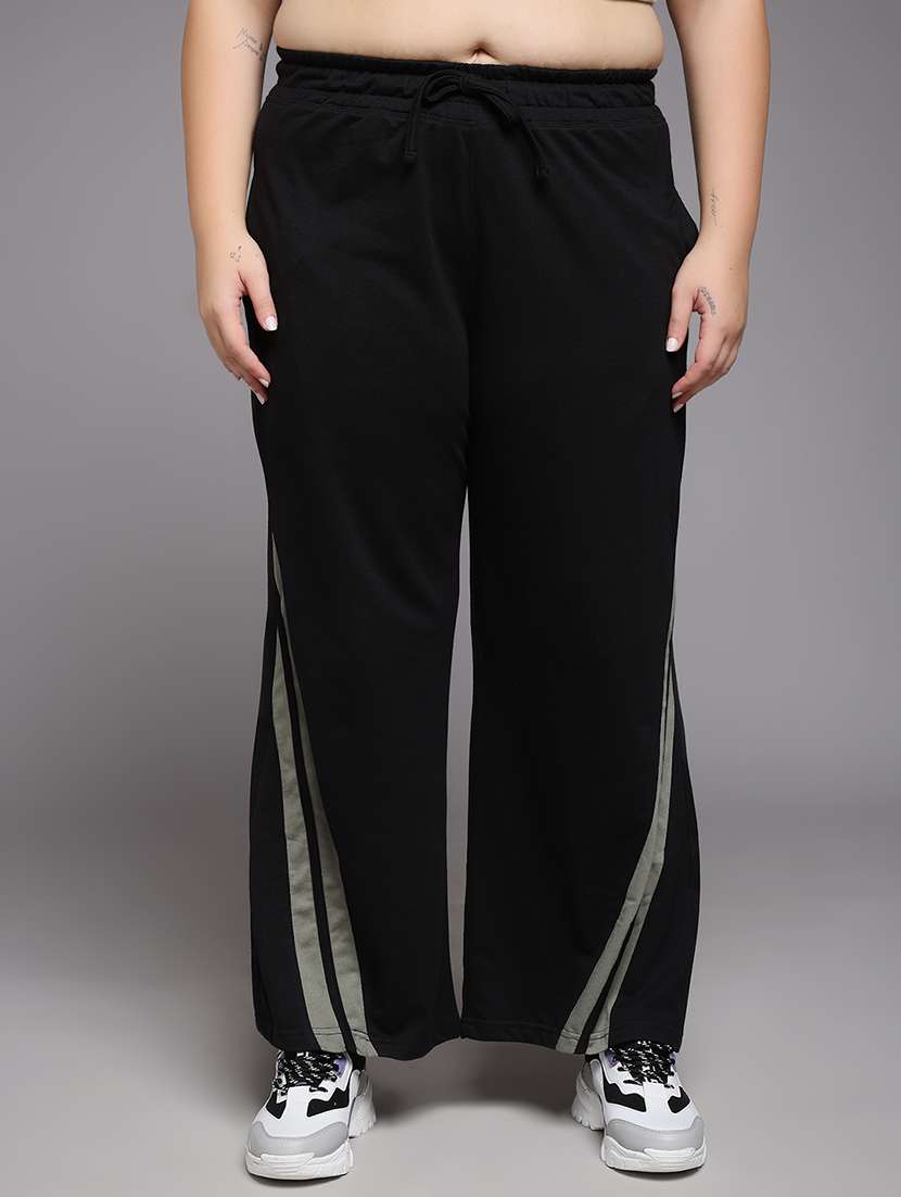 women plus size solid mid rise track pant