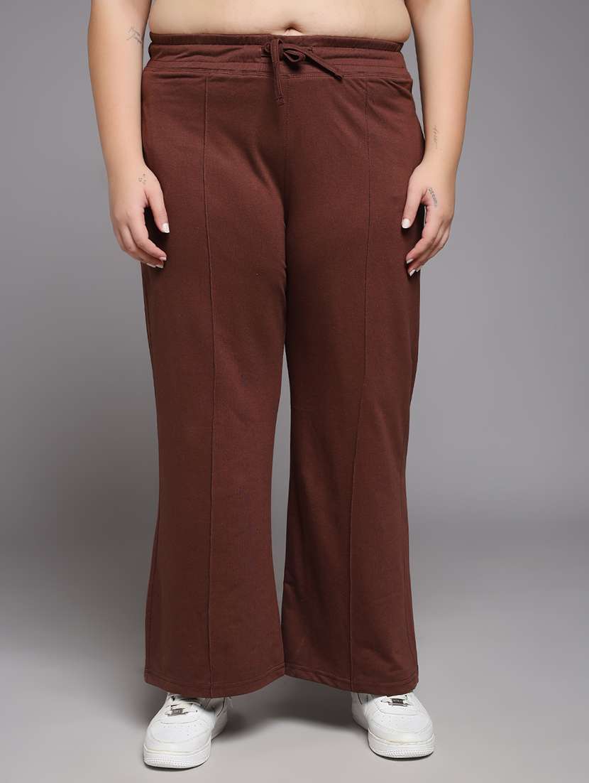 women plus size solid mid rise track pant
