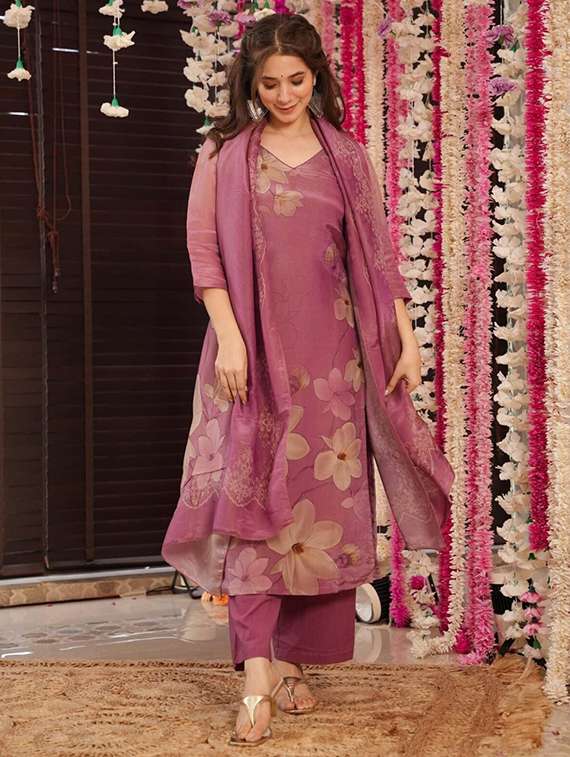 women floral three quarter sleeve kurta pant with dupatta set - 22060154 - Standard Image - 3