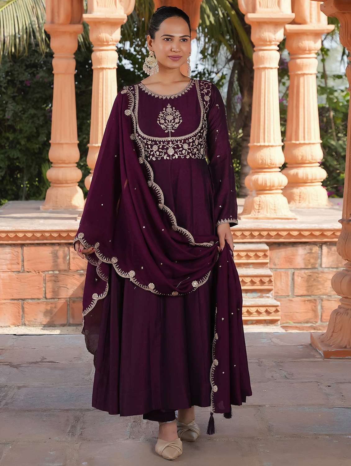 women embroidered long sleeve kurta pant with dupatta set - 22060158 - Standard Image - 3