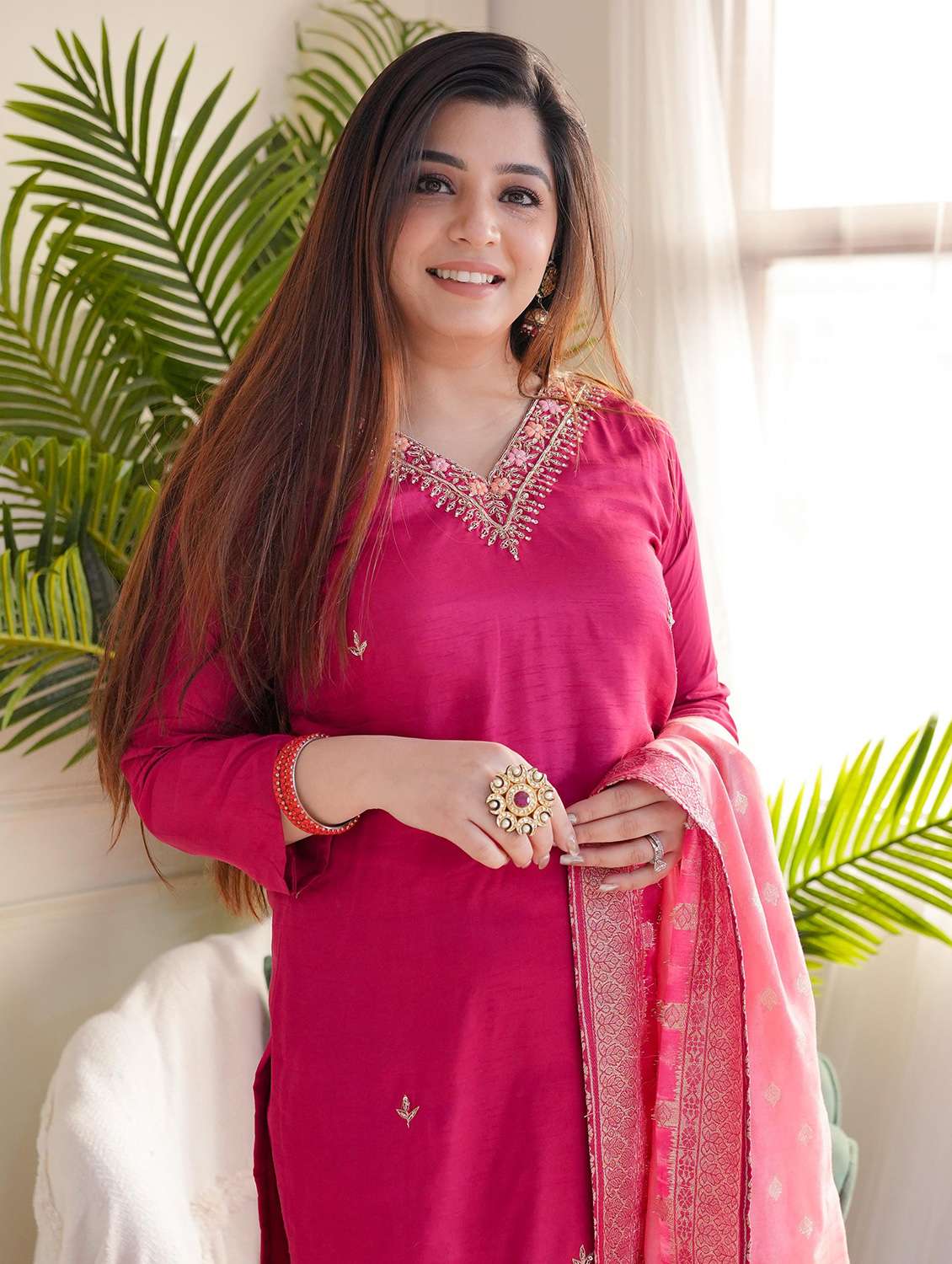 women three quarter sleeve kurta pant with dupatta set - 22060169 - Standard Image - 3