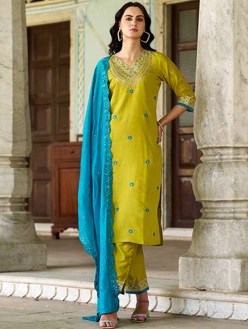 women three quarter sleeve kurta pant with dupatta set - 22060176 -  Standard Image - 0