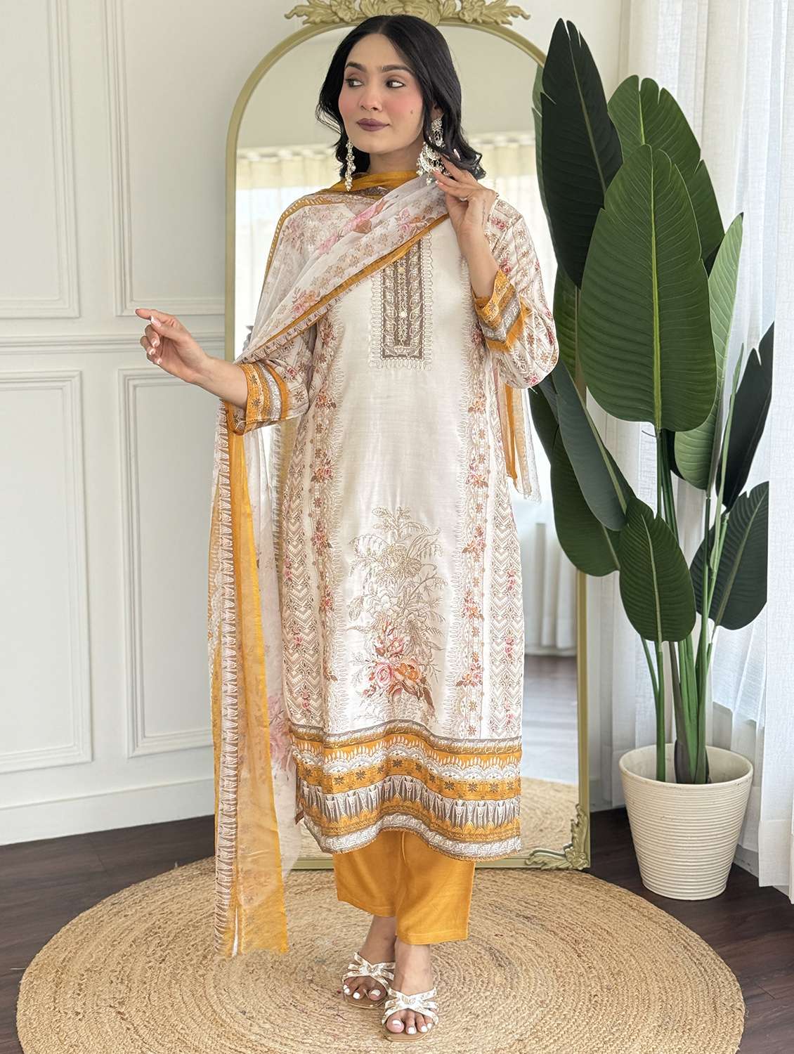 women three quarter sleeve kurta pant with dupatta set
