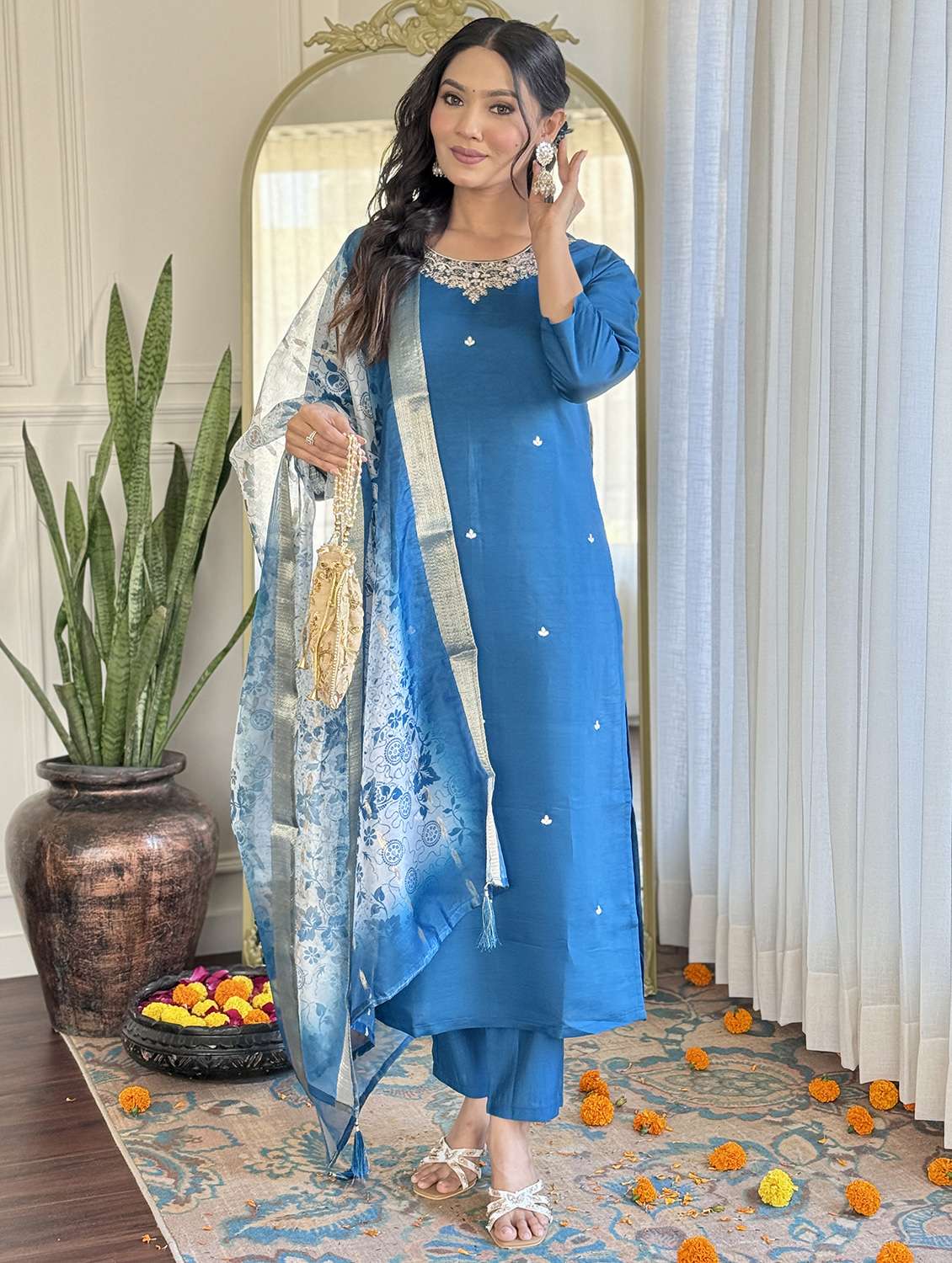 women three quarter sleeve kurta pant with dupatta set - 22060184 -  Zoom Image - 0