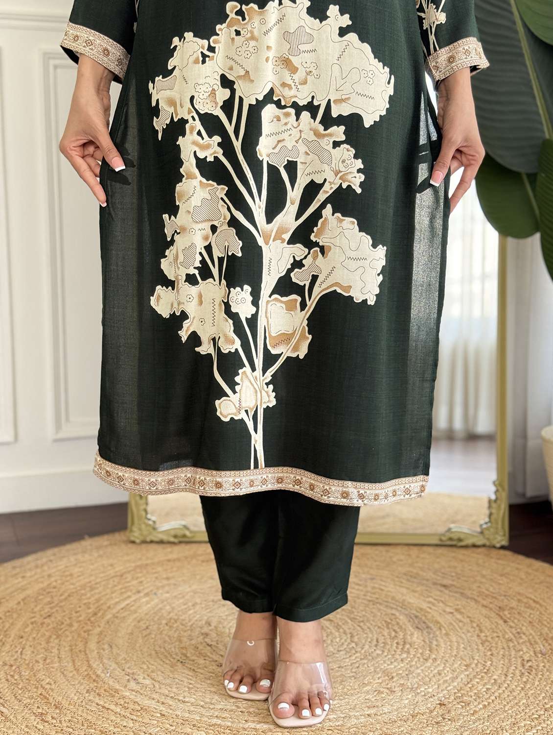 women three quarter sleeve kurta pant with dupatta set - 22060185 - Standard Image - 3