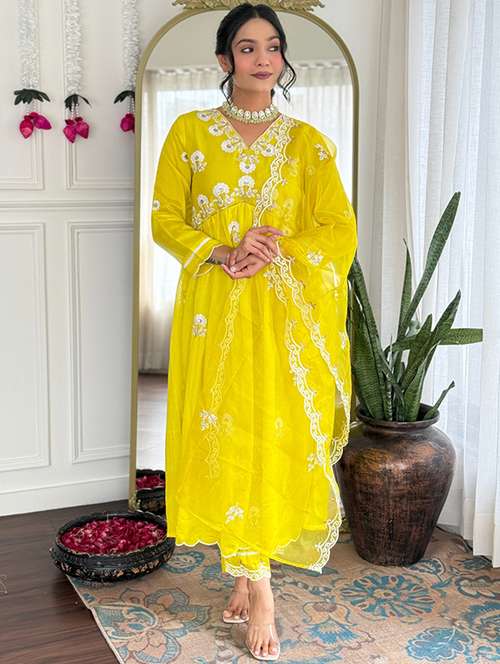 women embroidered long sleeve kurta pant with dupatta set - 22060190 -  Standard Image - 0