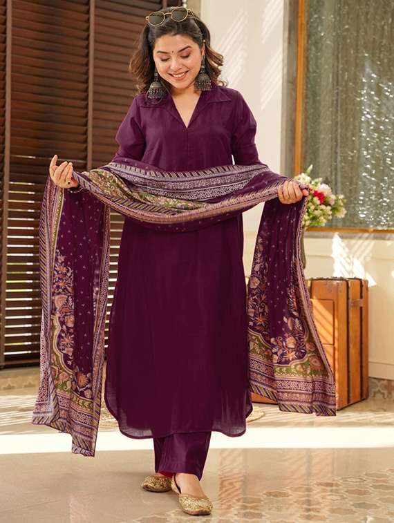 women three quarter sleeve kurta pant with dupatta set - 22060193 -  Zoom Image - 0