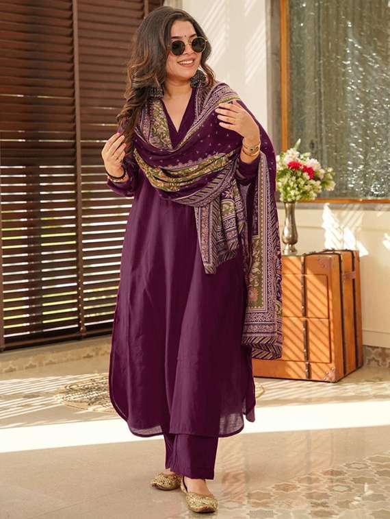 women three quarter sleeve kurta pant with dupatta set - 22060200 -  Zoom Image - 0