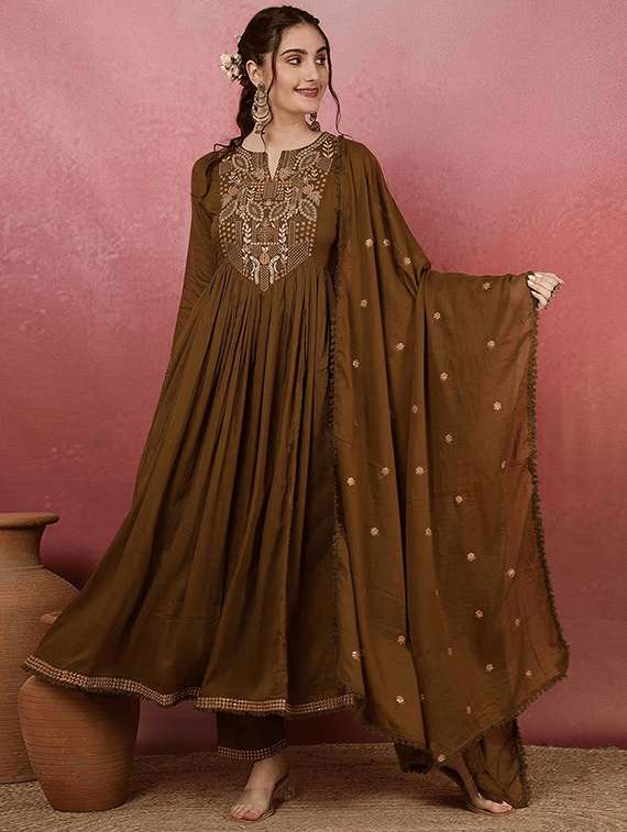 women embroidered long sleeve kurta pant with dupatta set