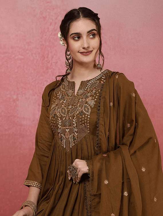 women embroidered long sleeve kurta pant with dupatta set - 22060213 - Standard Image - 3