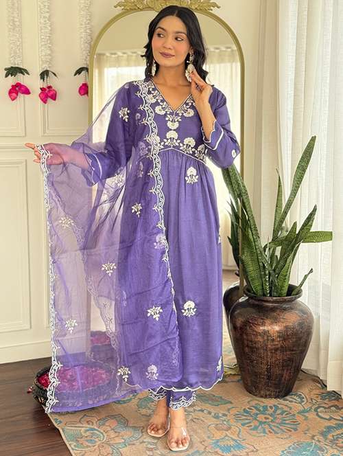 women three quarter sleeve kurta pant with dupatta set - 22060216 -  Standard Image - 0