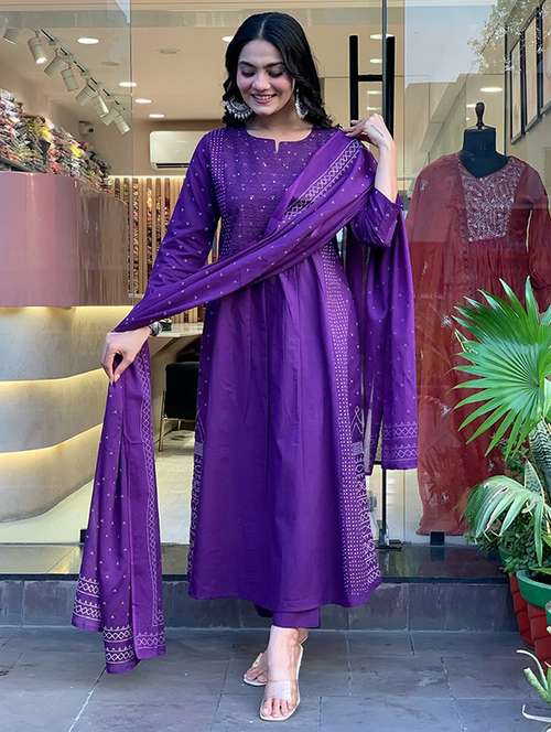 women three quarter sleeve kurta pant with dupatta set - 22060225 -  Standard Image - 0