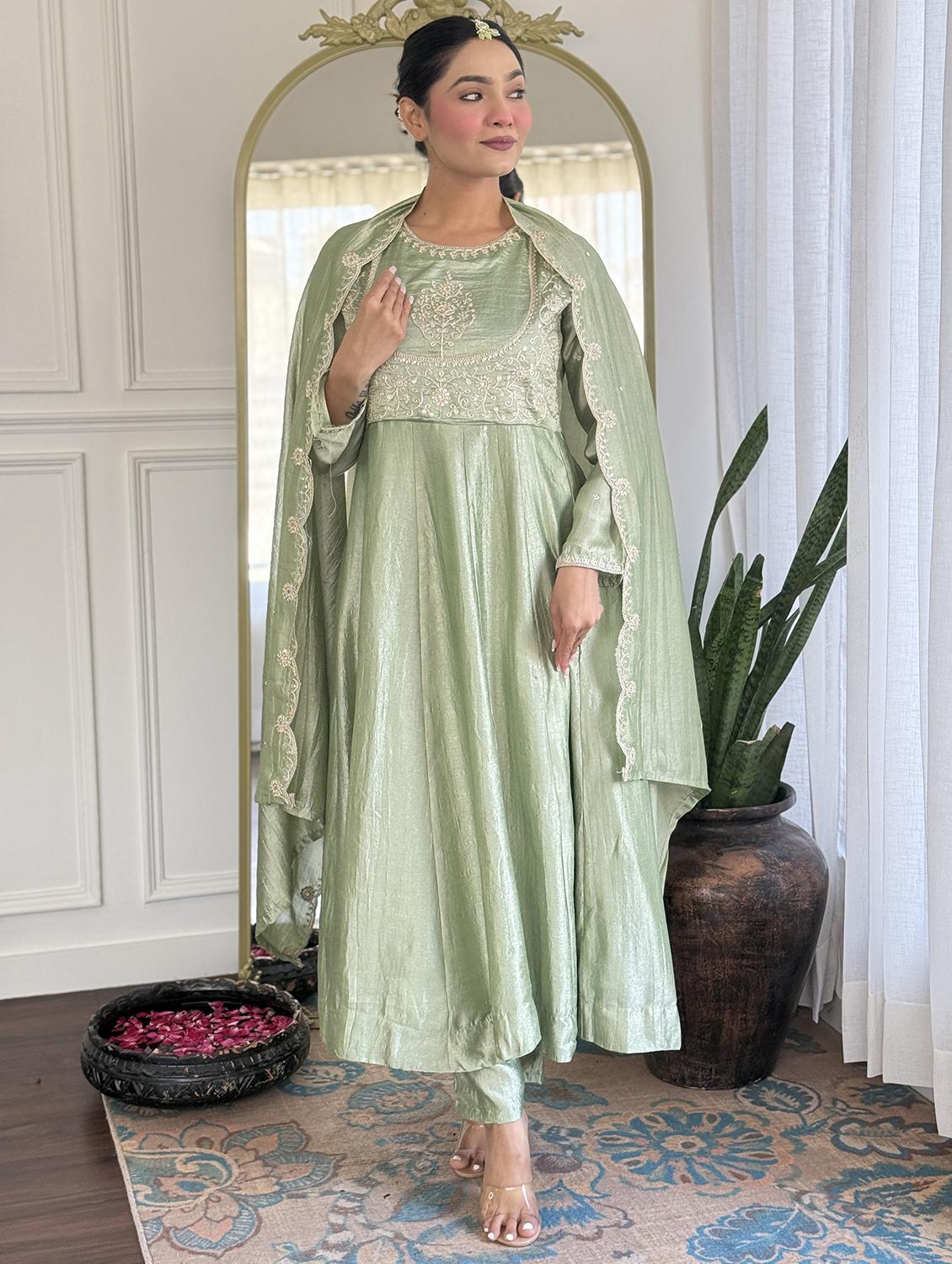 women embroidered long sleeve kurta pant with dupatta set - 22060232 - Zoom Image - 0