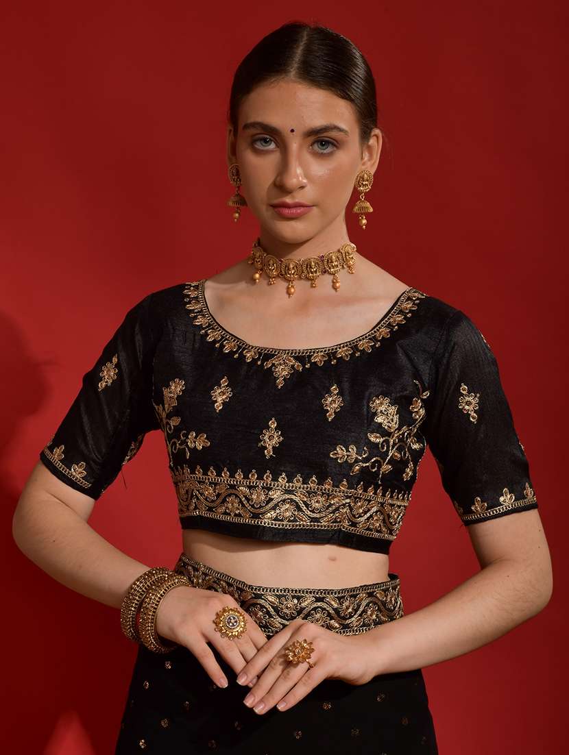 women solid with work embellished saree with blouse - 22060530 - Standard Image - 5