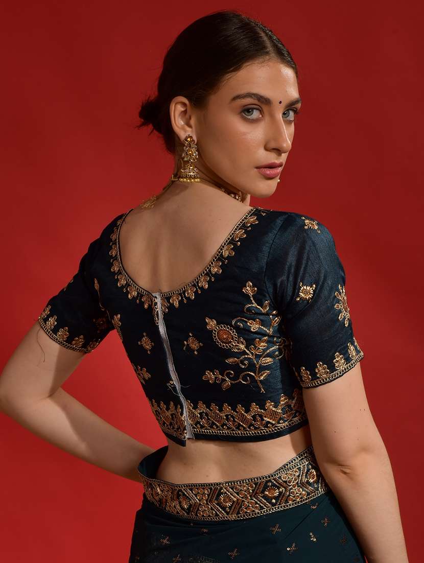 women solid with work embroidered saree with blouse - 22060534 - Standard Image - 5