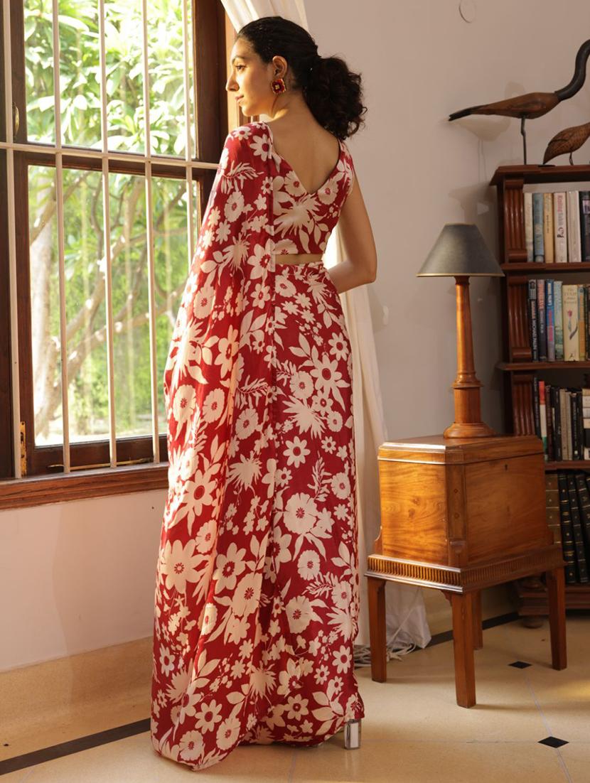 women floral printed saree with blouse - 22060589 - Standard Image - 3