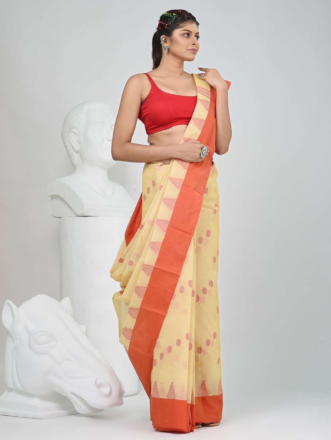 women self design handloom saree - 22060647 -  Standard Image - 3