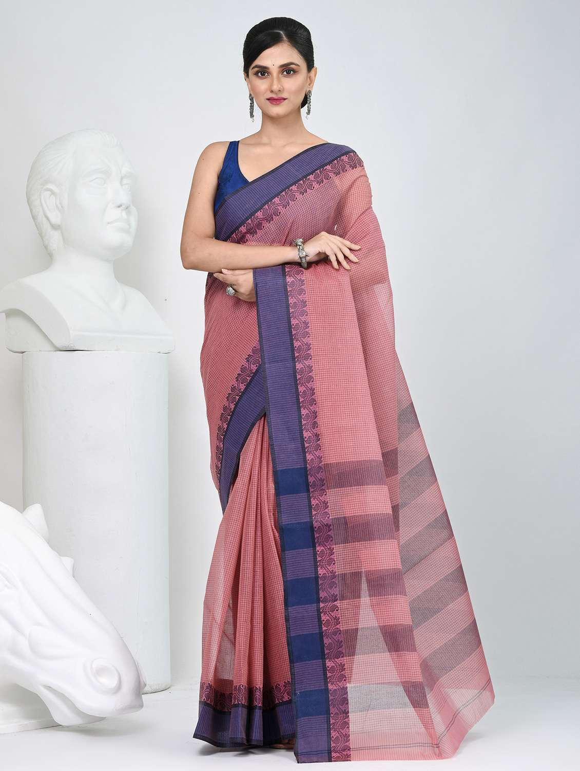 women self design tant saree