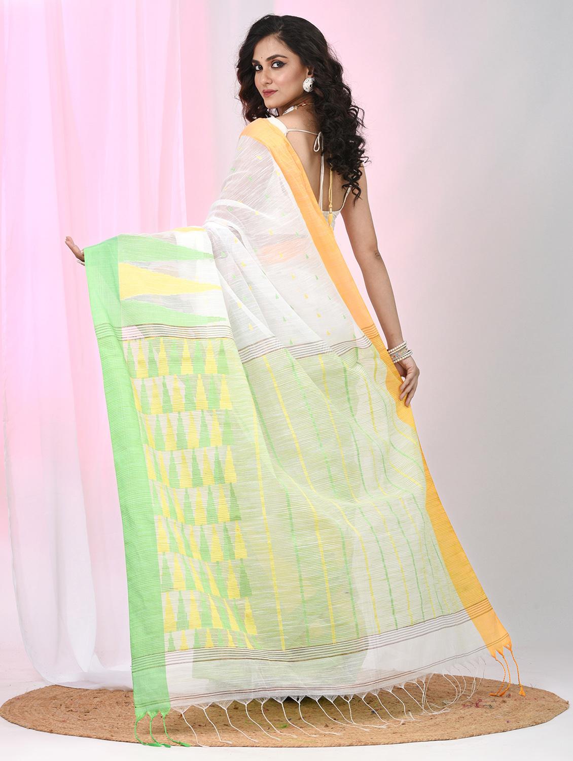 women self design handloom saree with blouse - 22060668 - Standard Image - 3