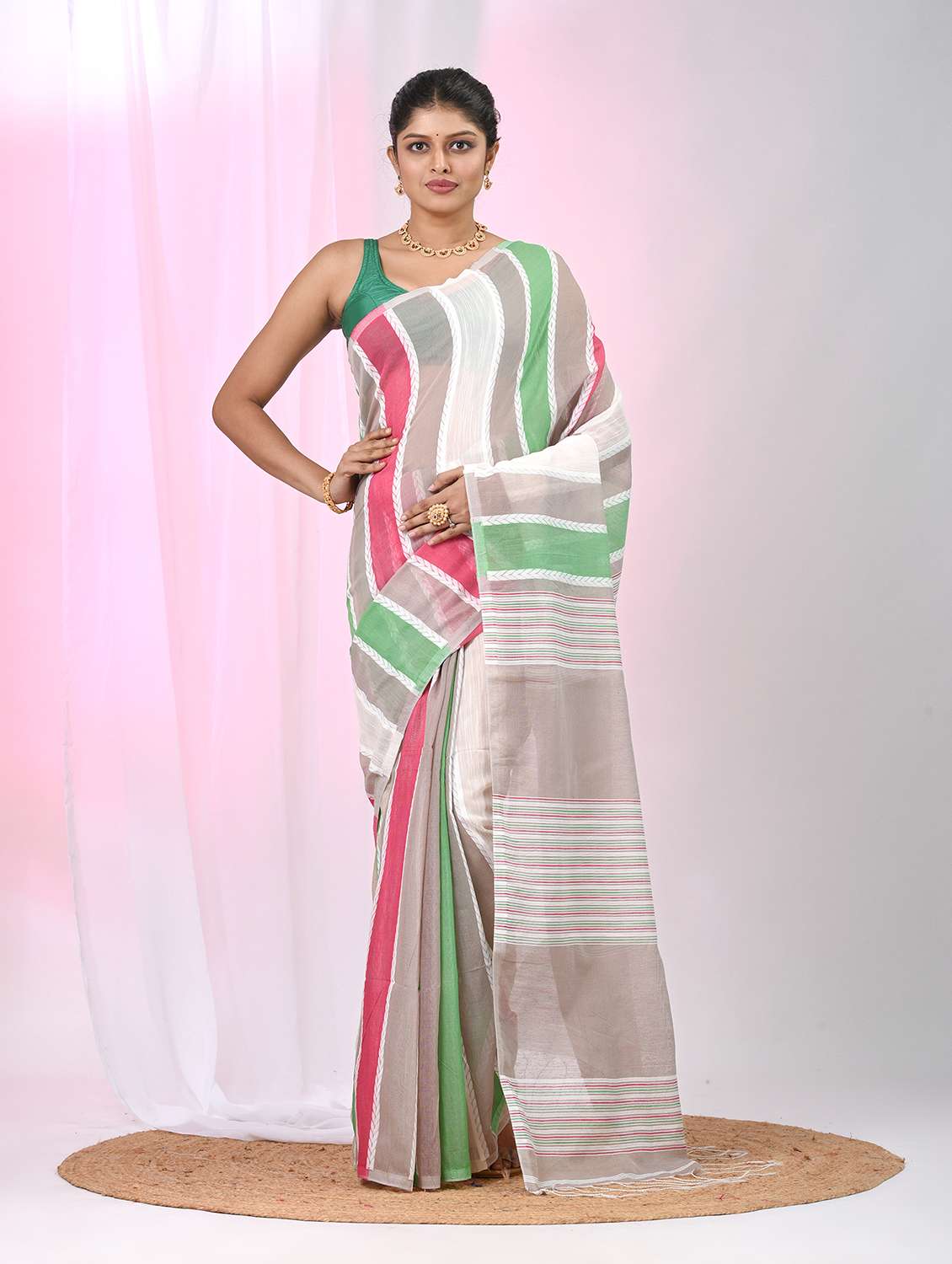 women striped handloom saree with blouse